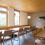 Hostal Youth Pontresina