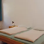 Youth Hostal