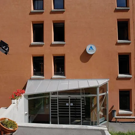 Hostel Youth