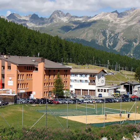 Vandrerhjem Youth Pontresina